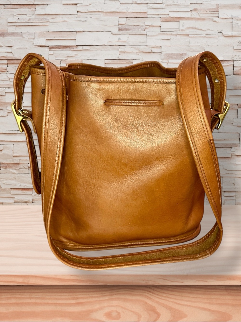 Coach “Lula’s Legacy” Vintage 1996 Glove-Tanned Leather Drawstring Bucket Bag - Picture 4 of 13